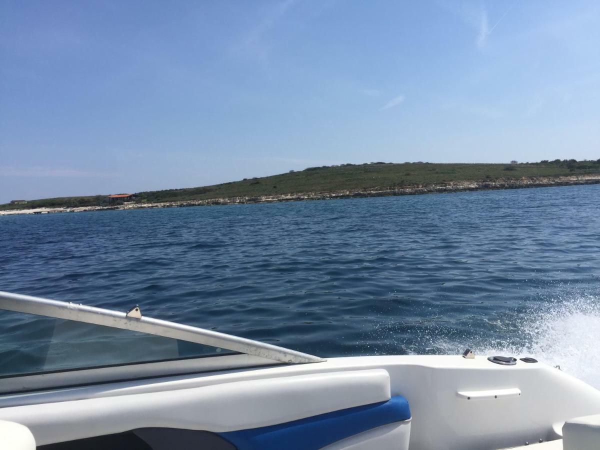 Medulin Labirint Queen Dış mekan fotoğraf
